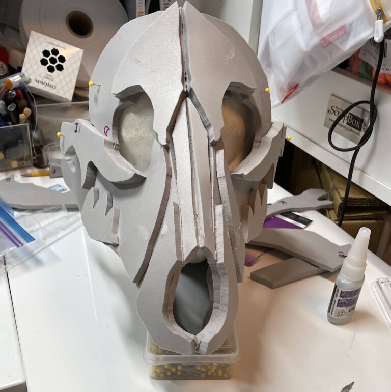 Starting assembly on the first mask